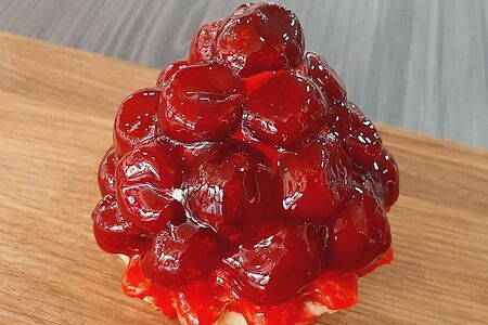 Пирожное Корзиночка с ягодами