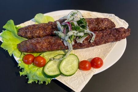 Люля-кебаб из свинины и говядины