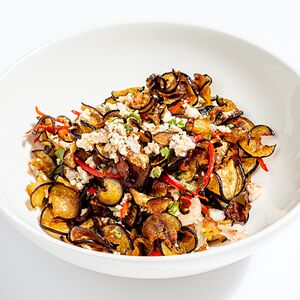 Салат с хрустящим баклажаном