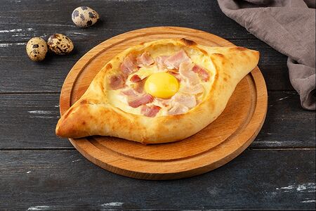 Аджарули с беконом