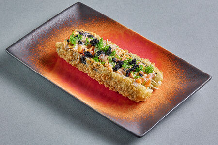 Мега ролл лосось-авокадо