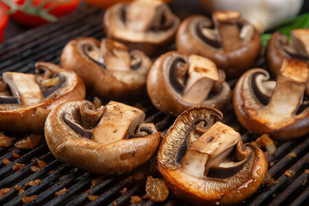 Шампиньоны на мангале