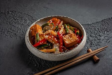 Тофу с овощами