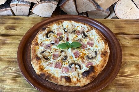 Пицца Фунги с окороком