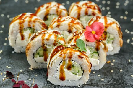 В угре с огурцом и сыром