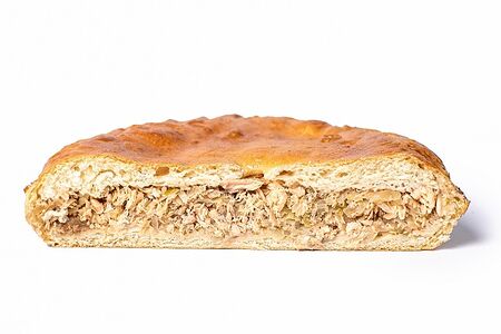 Пирог с капустой и горбушей