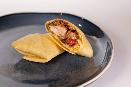 Буррито с курицей и грибами