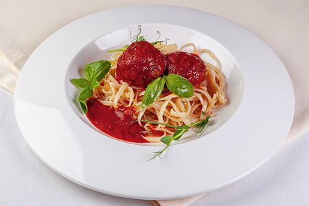 Мясные тефтели с пастой