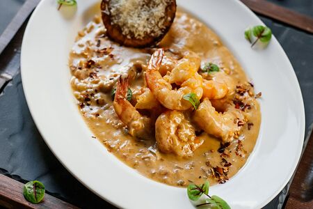 Креветки Нью-Орлеан