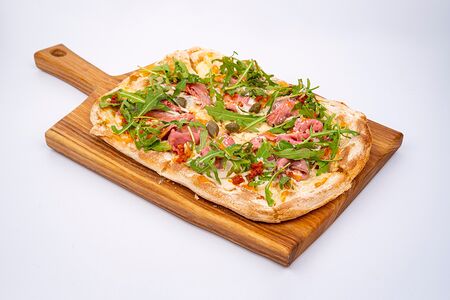 Римская пицца Вителло тоннато 