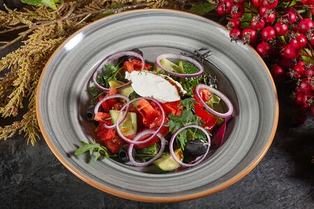 Салат средиземноморский