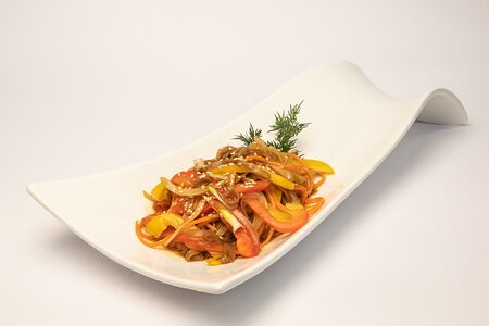 Гречишная лапша с овощами