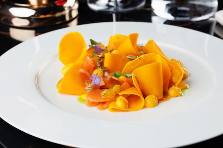 Карпаччо из тыквы с подкопченным лососем