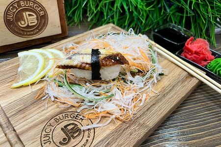 Суши с угрем