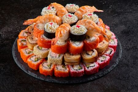 Большой японский торт