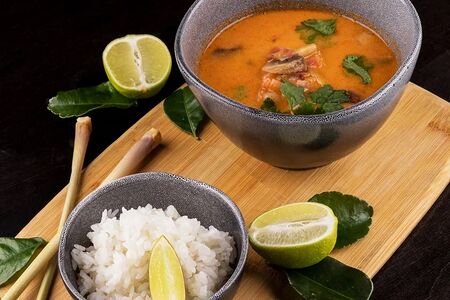 Том Ям с креветками