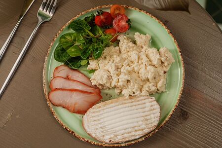 Скрэмбл с индейкой