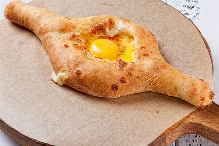 Хачапури по-аджарски