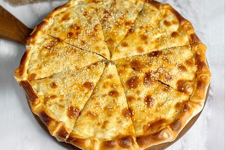 Хачапури с мясом и сыром