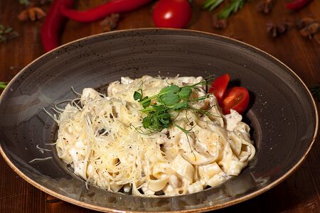 Феттуччине с курицей