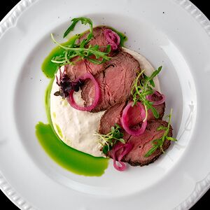 Ростбиф с соусом из тунца