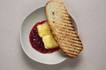 Запеченный халлуми