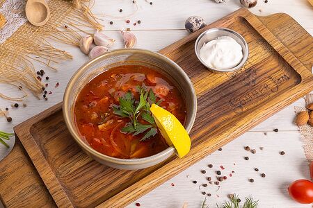 Солянка с копченостями