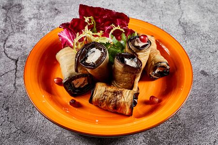 Рулетики из баклажанов