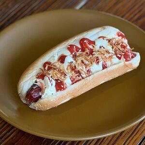 Хот-дог с куриной колбаской