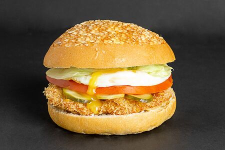 Чикенмак с яйцом