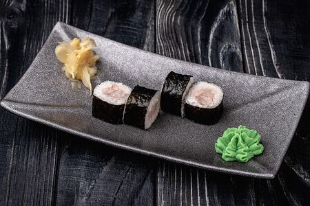 Маки Ролл с креветкой