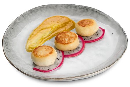 Сырники с питахайя из рикотты без сахара