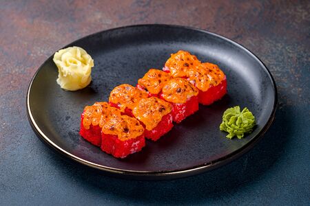 Ролл Лосось Запеченный