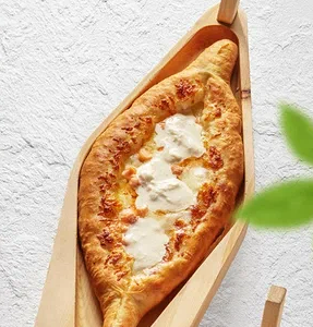 Лодочка с лососем и страчателлой