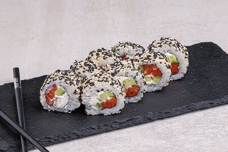Ролл Сливочный лосось
