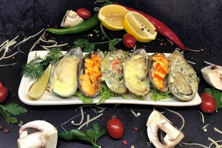 Закуска №284 Ассорти Мидий Киви