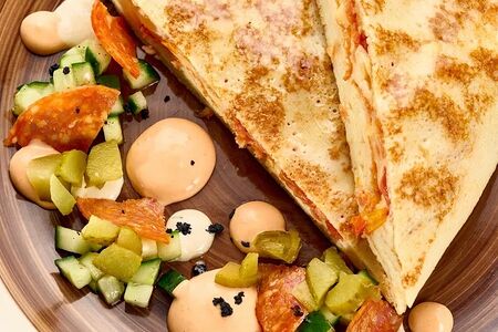 Пепперони блин