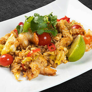 Рис по-тайски с креветками