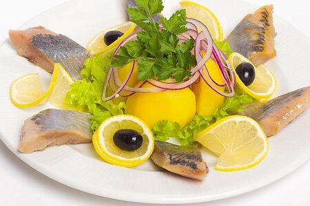 Сельдь с картофелем