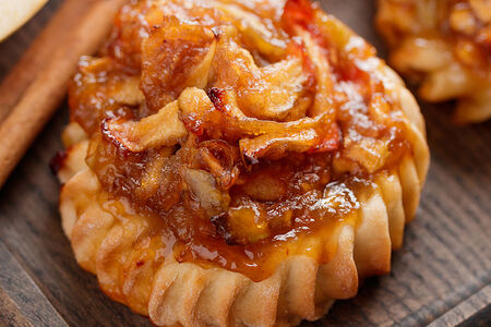 Перепечки с яблоком и корицей 16 шт