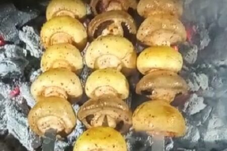 Шампиньоны на мангале