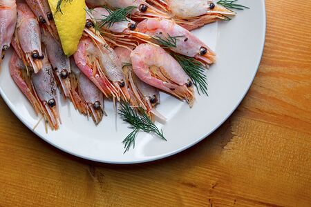 Креветки к пиву отварные 