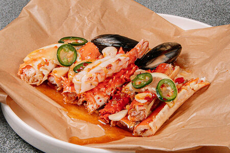 Посылка с Камчатки с тремя видами краба