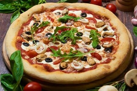 Пицца с морепродуктами