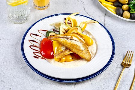 Дорадо с овощами