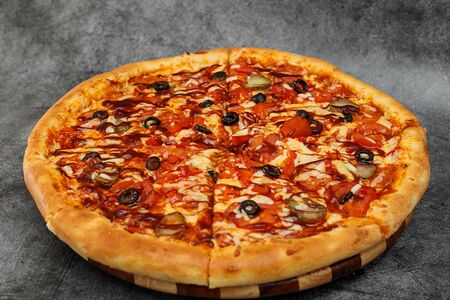 Пицца фирменная 36 см