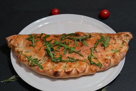 Пицца Кальцоне закрытая