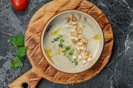 Суп-пюре с лесными грибами