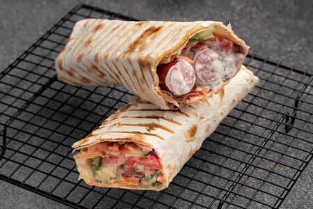 Шаверма охотничья в лаваше