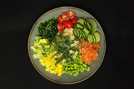 Боул с лососем